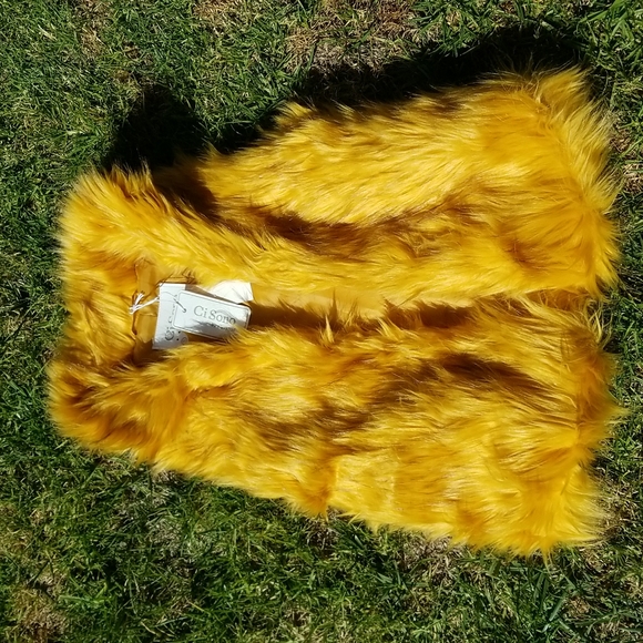 Ci Sono Jackets & Blazers - Ci Sono | Faux Fur Women’s vest